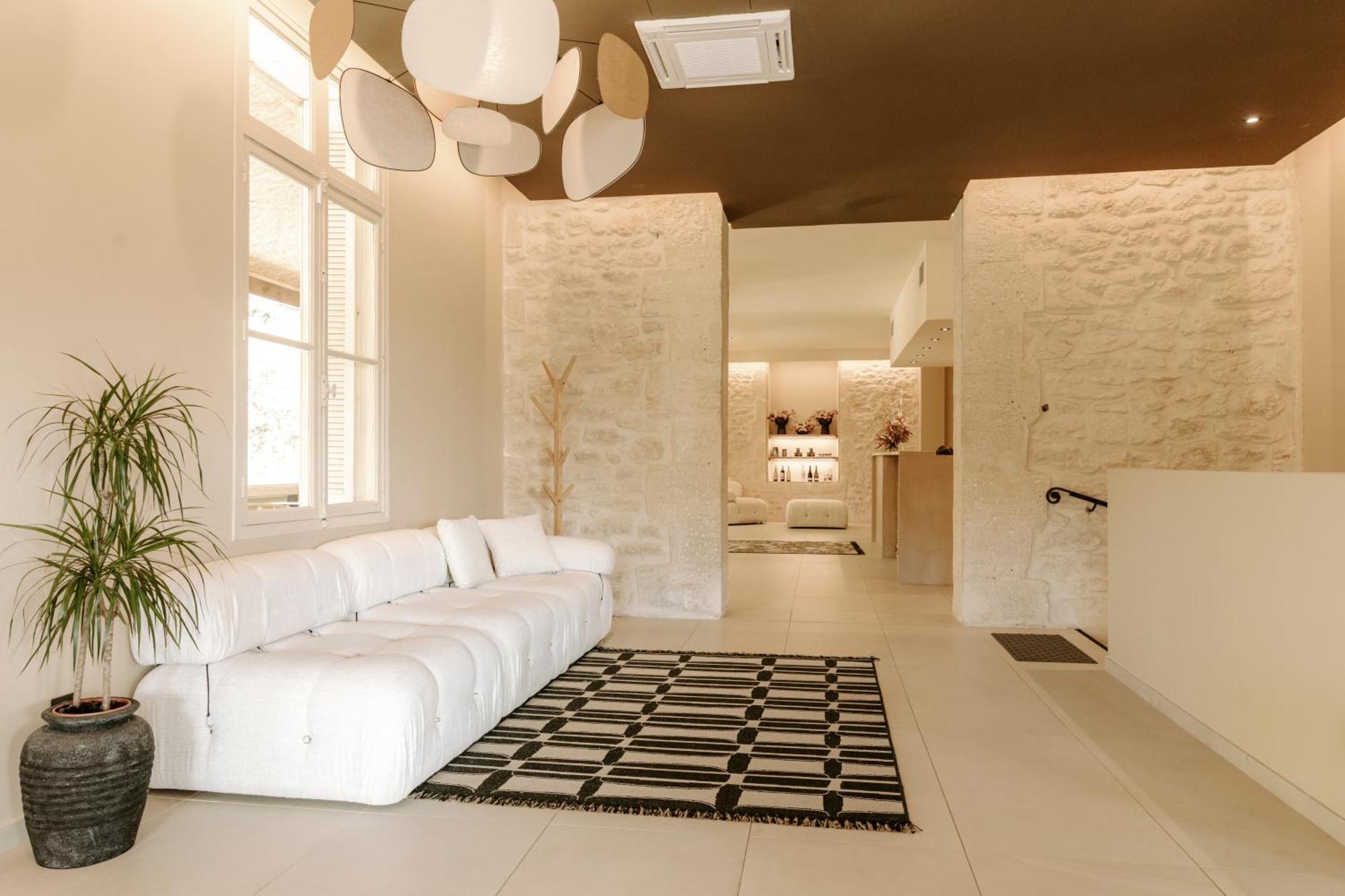Soko Hotels-Pont Du Gard Remoulins Ngoại thất bức ảnh