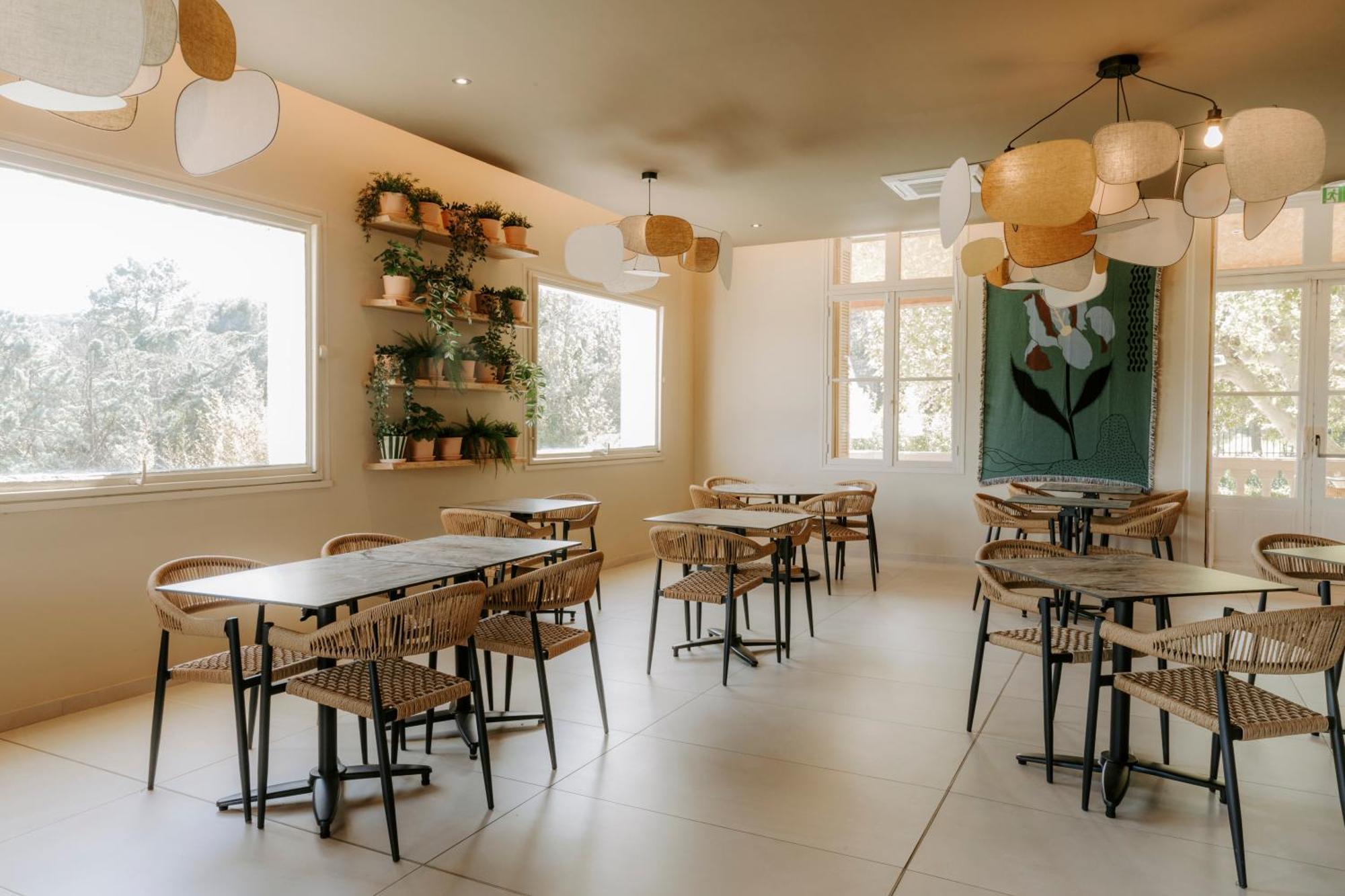 Soko Hotels-Pont Du Gard Remoulins Ngoại thất bức ảnh