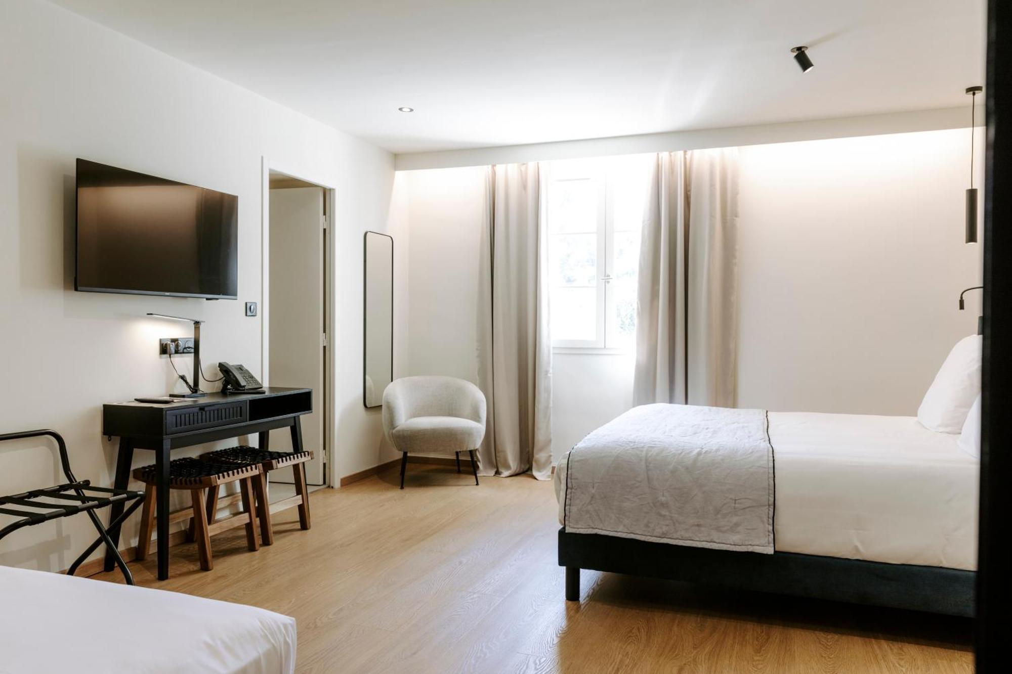 Soko Hotels-Pont Du Gard Remoulins Ngoại thất bức ảnh